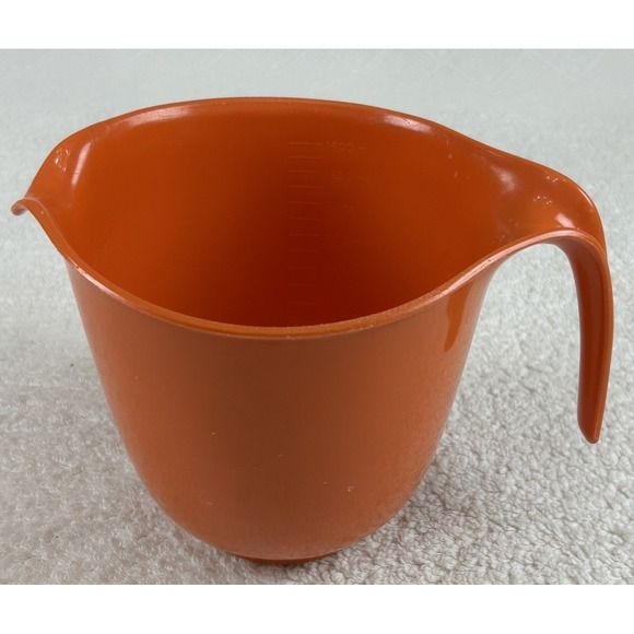 Rubbermaid Other - Vtg Rubbermaid Orange Batter Bowl Measuring 1.5 Qt 6 Cup Grip-N-Mix 2661 USA
